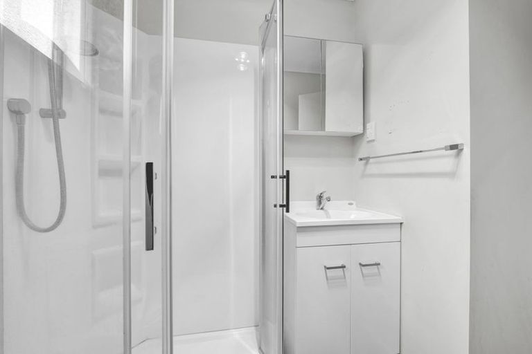 Photo of property in 23d Oranga Street, Marfell, New Plymouth, 4310