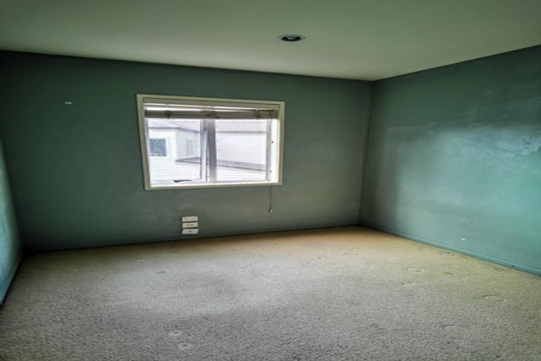 Photo of property in 14/30 John Jennings Drive, Oteha, Auckland, 0632