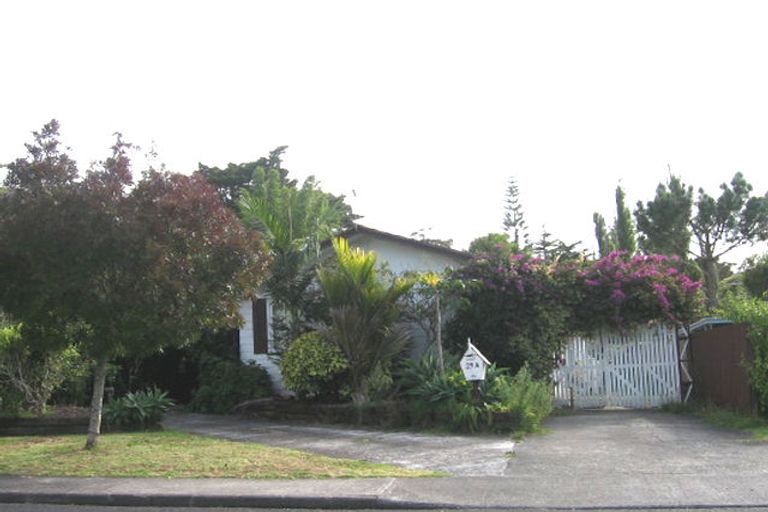 Photo of property in 29 Lynden Avenue, Hillcrest, Auckland, 0627