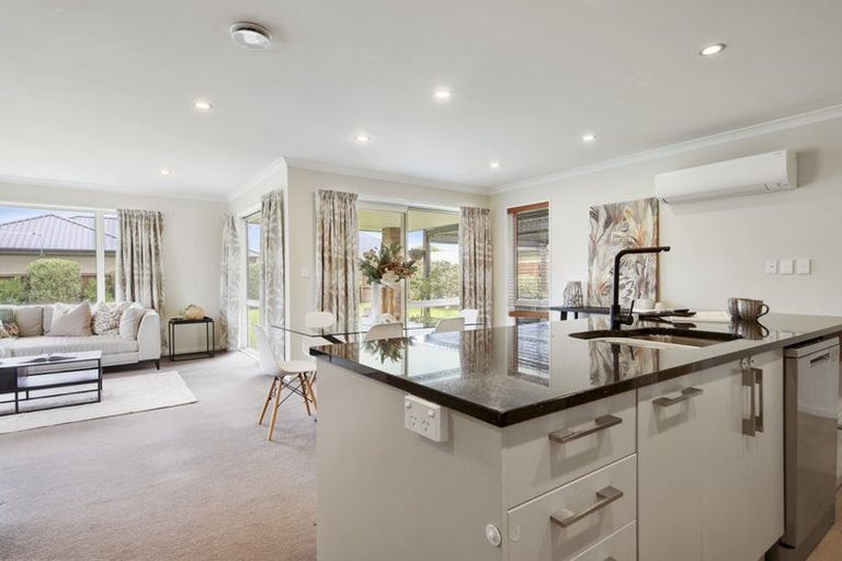 Photo of property in 166 Johns Road, Rangiora, 7400