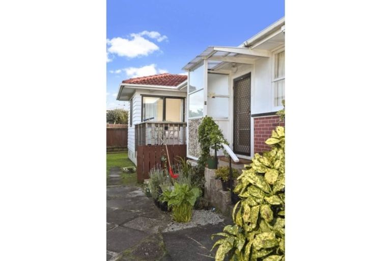 Photo of property in 3/34 Miro Street, New Lynn, Auckland, 0600