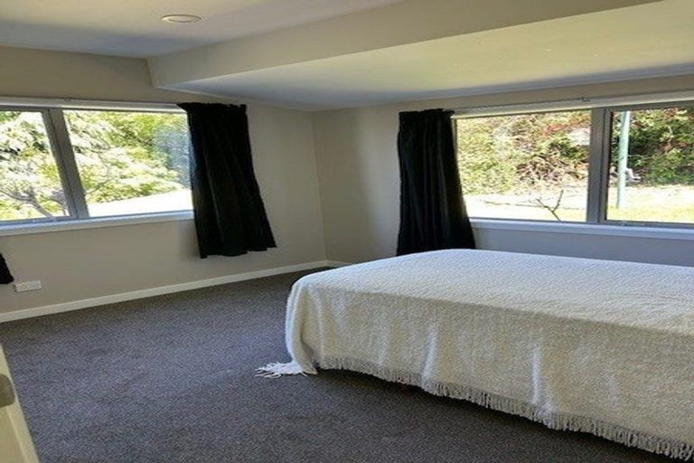 Photo of property in 38 Greenstone Place, Fernhill, Queenstown, 9300