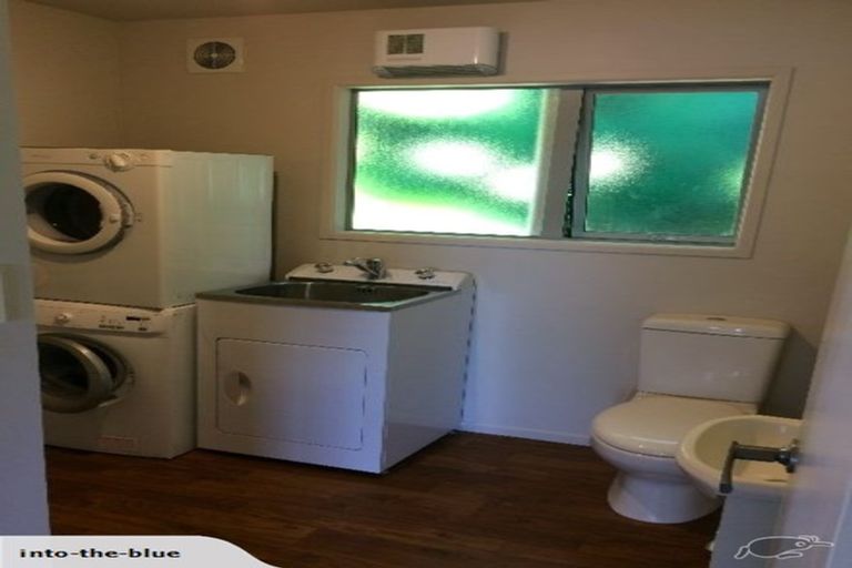 Photo of property in 50 Queens Road, Glen Avon, New Plymouth, 4312