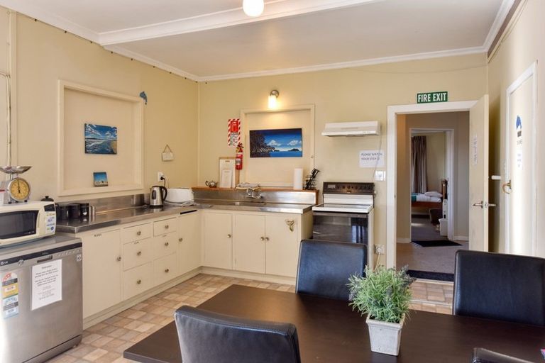 Photo of property in 529 Waikawa-curio Bay Road, Curio Bay, Tokanui, 9884