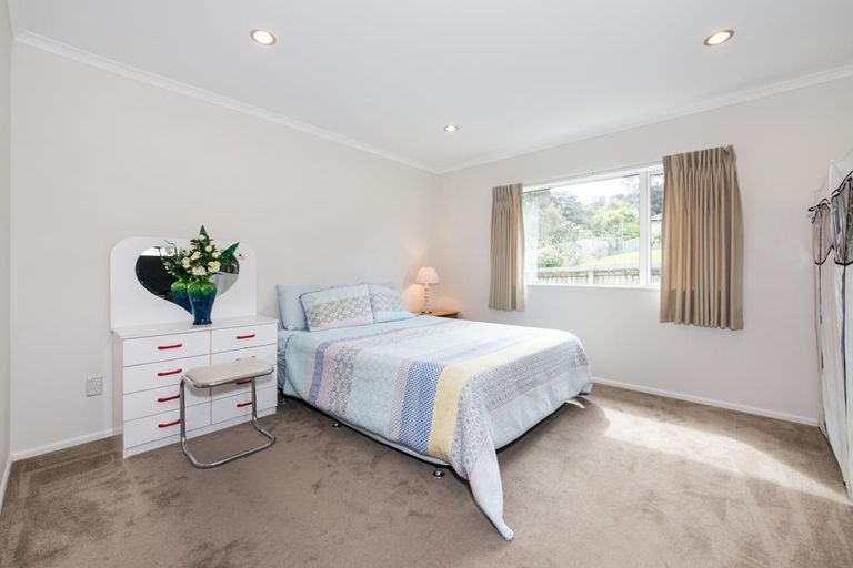 Photo of property in 102a San Marino Drive West, Henderson, Auckland, 0612