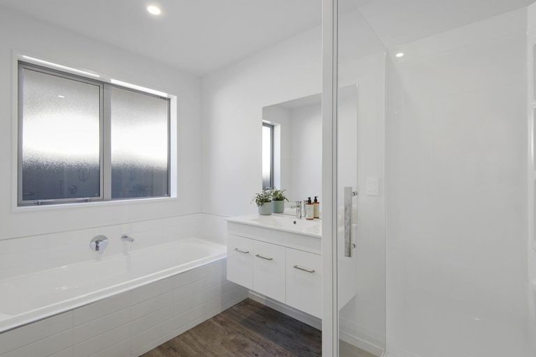 Photo of property in 24 Quinn Crescent, Woodend, 7610