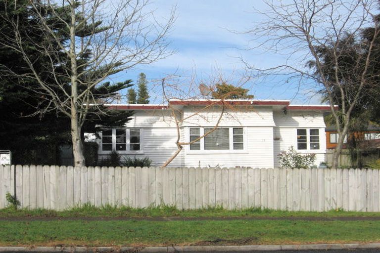 Photo of property in 1/28 South Street, Papakura, 2110