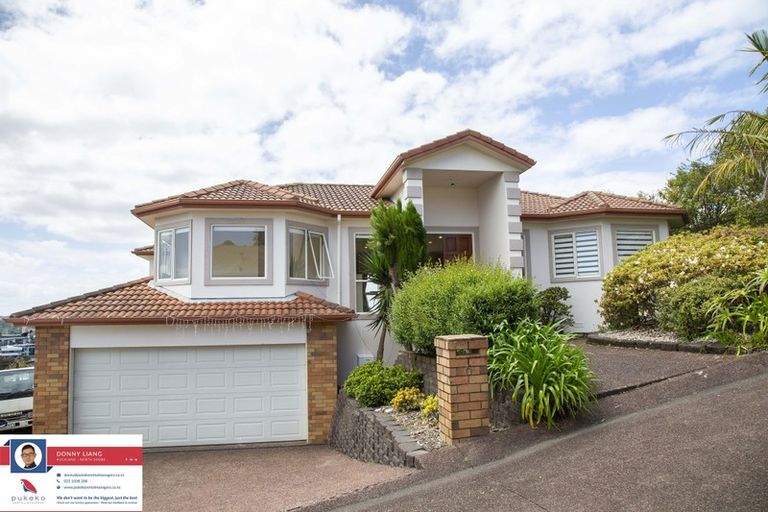 Photo of property in 6 Canary Place, Unsworth Heights, Auckland, 0632