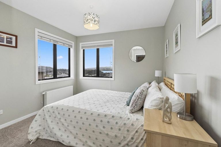 Photo of property in 75 Endeavour Drive, Whitby, Porirua, 5024