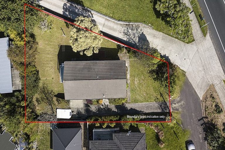 Photo of property in 382 East Coast Road, Sunnynook, Auckland, 0630