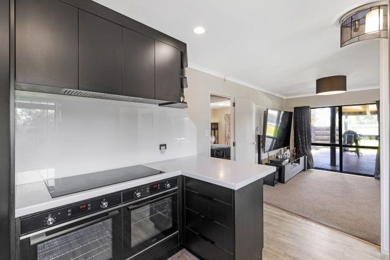 Photo of property in 20 Charles Cross Street, Longburn, Palmerston North, 4412