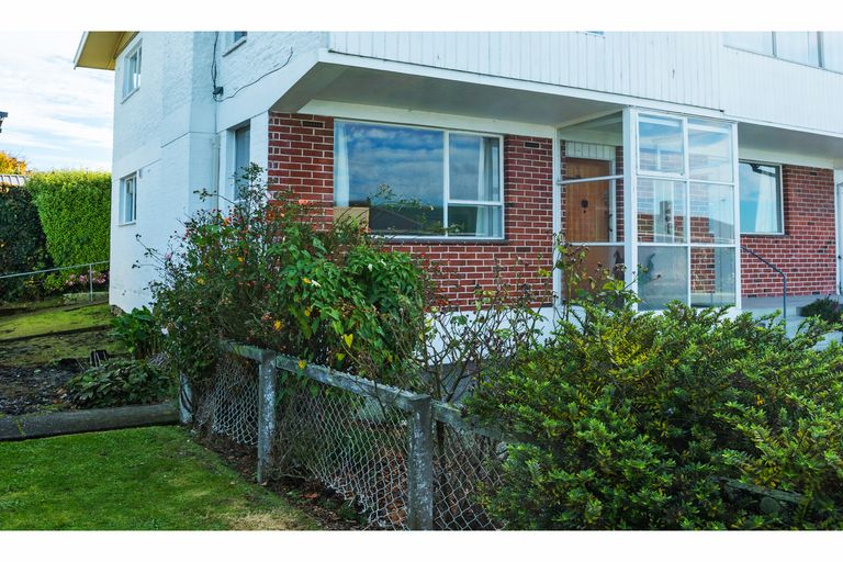 Photo of property in 1/18 Trafalgar Street, Maori Hill, Timaru, 7910