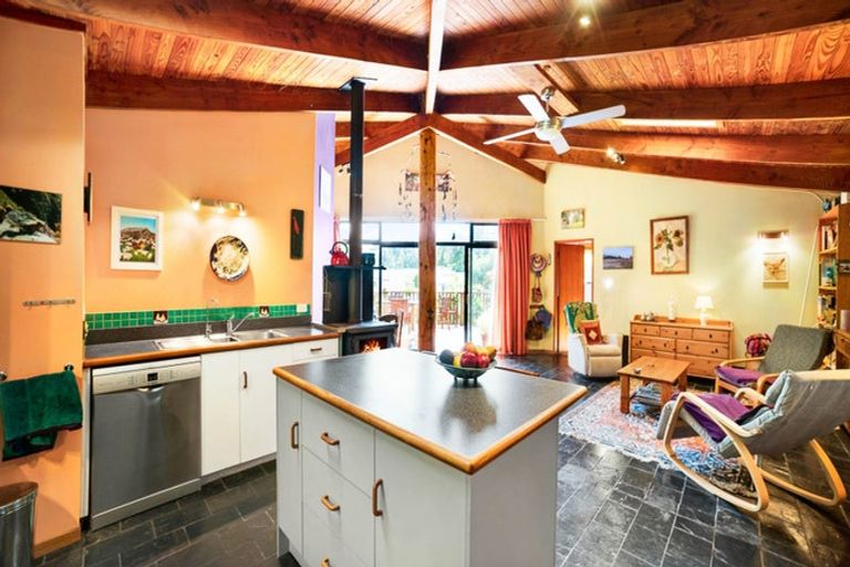 Photo of property in 14 Haile Lane, Pohara, Takaka, 7183