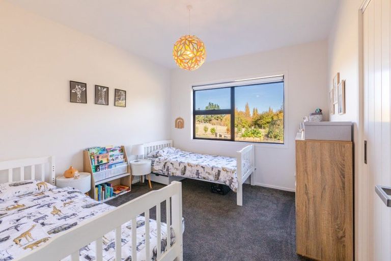 Photo of property in 360 Maharakeke Road, Waipukurau, 4281