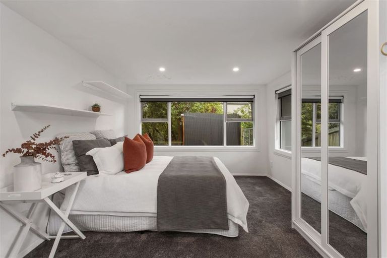 Photo of property in 17 Joyce Crescent, Ilam, Christchurch, 8041