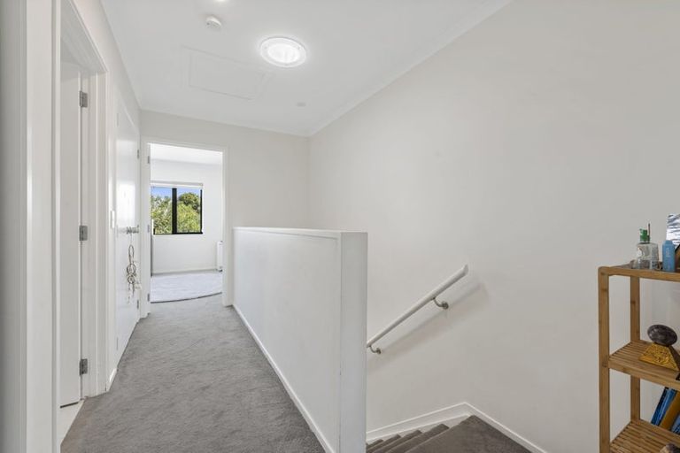 Photo of property in 15b Sealord Place, Manurewa, Auckland, 2102