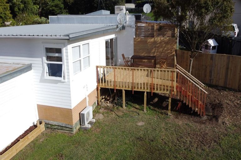 Photo of property in 1/126 Stredwick Drive, Torbay, Auckland, 0630