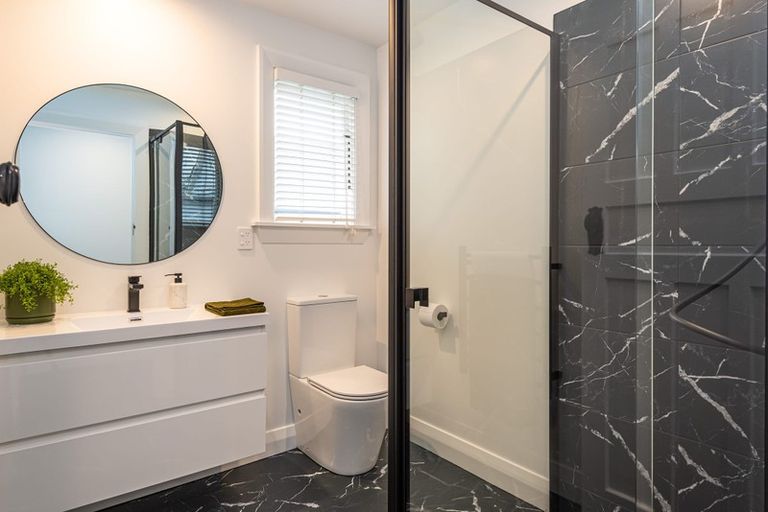 Photo of property in 38 Blighs Road, Strowan, Christchurch, 8052