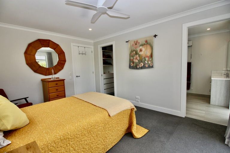 Photo of property in 148 Kupe Drive, Whitianga, 3510