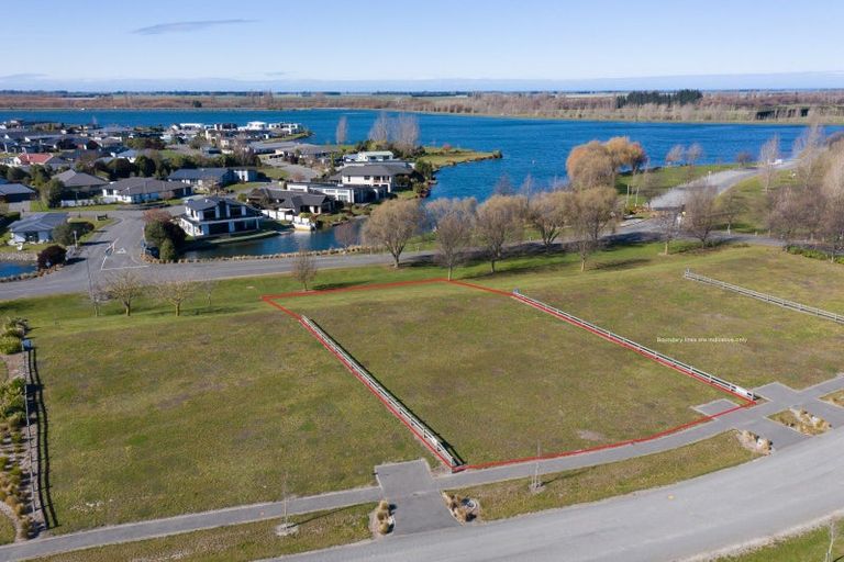 Photo of property in 6 Village Green Drive, Huntingdon, 7774