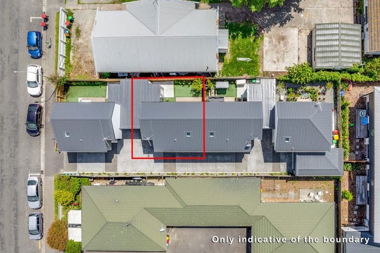 Photo of property in 2/58 Division Street, Riccarton, Christchurch, 8041