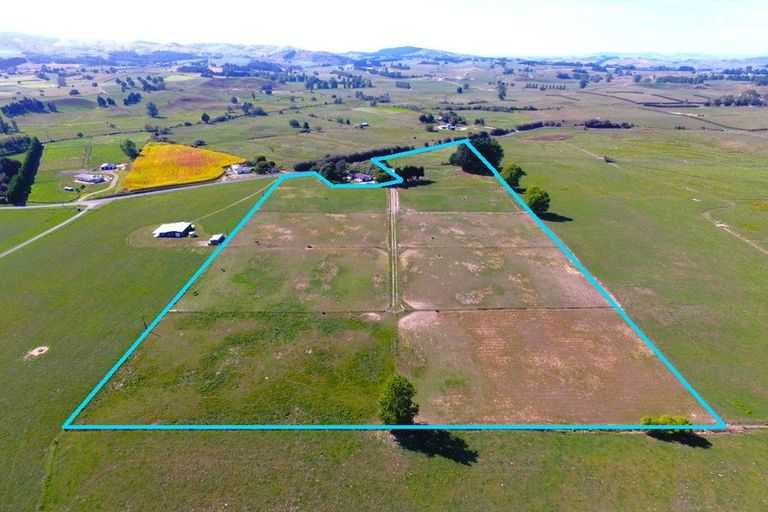 Photo of property in 215 Parawera Road, Parawera, Te Awamutu, 3879