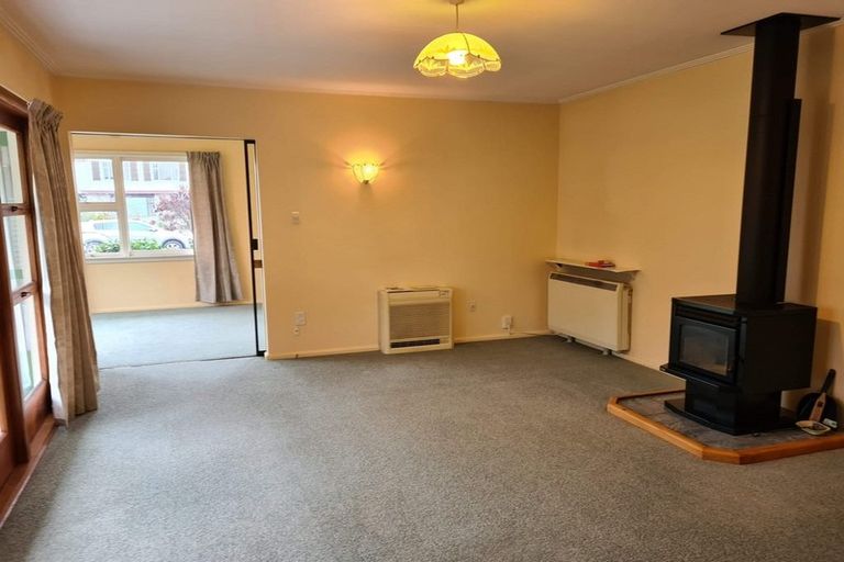 Photo of property in 12 Clouston Street, Saint Martins, Christchurch, 8022