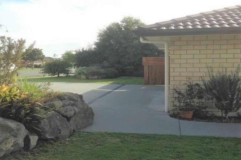 Photo of property in 112 Rowesdale Drive, Ohauiti, Tauranga, 3112