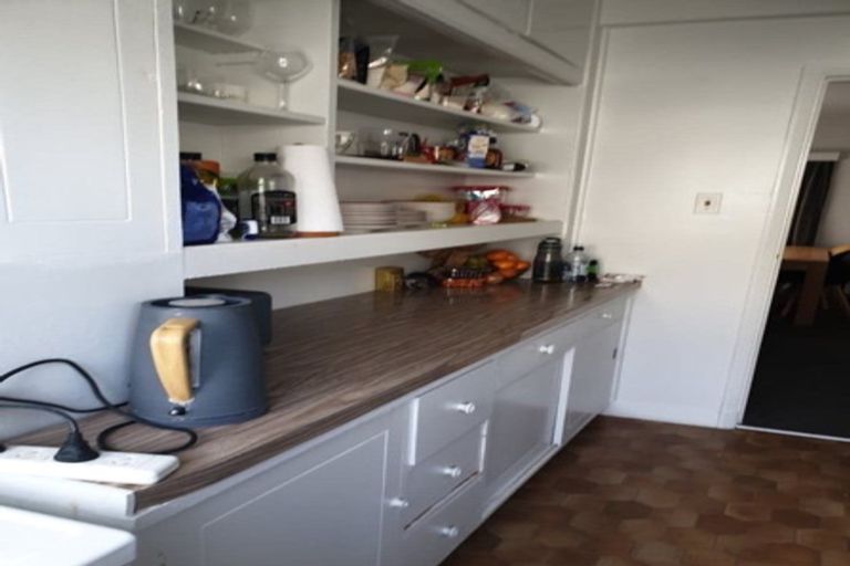 Photo of property in 1/57 Hawker Street, Mount Victoria, Wellington, 6011