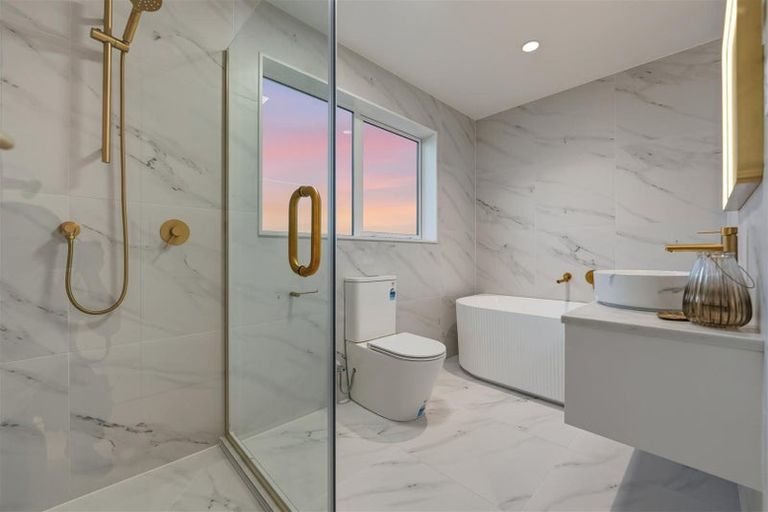 Photo of property in 9 Toporoa Street, Karaka, 2113