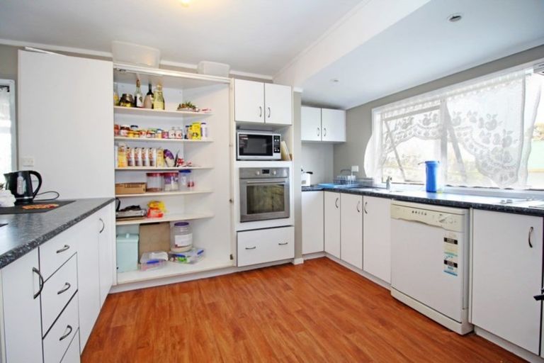 Photo of property in 7 Caserta Place, Clover Park, Auckland, 2023