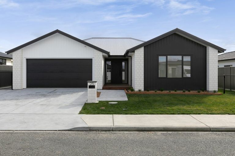 Photo of property in 25 Arihi Crescent, Frimley, Hastings, 4120