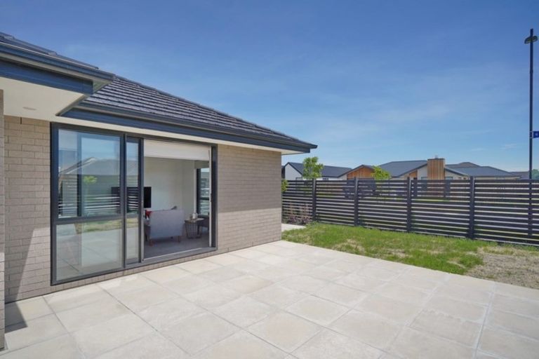 Photo of property in 34 Katrine Drive, Marshland, Christchurch, 8083