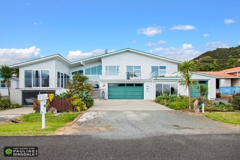 Photo of property in 10 Waikaraka Beach Road, Tamaterau, Whangarei, 0174
