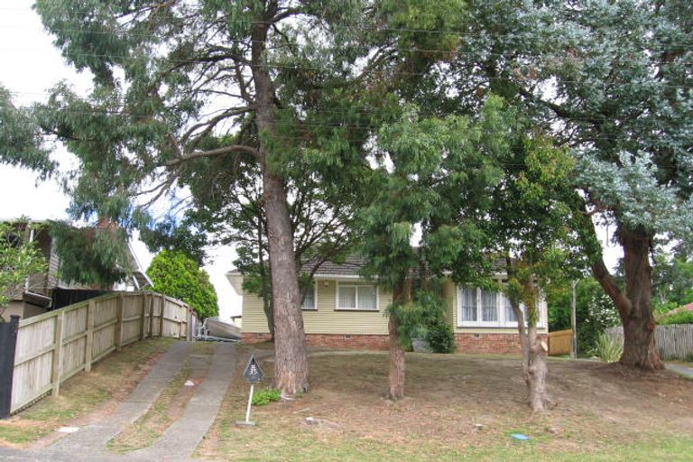 Photo of property in 35 Chippendale Crescent, Birkdale, Auckland, 0626