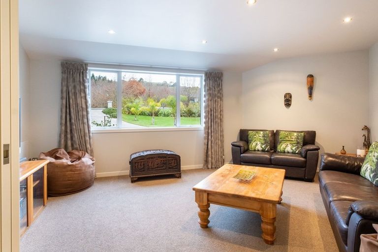 Photo of property in 43 Tauroa Valley Road, Havelock North, 4130