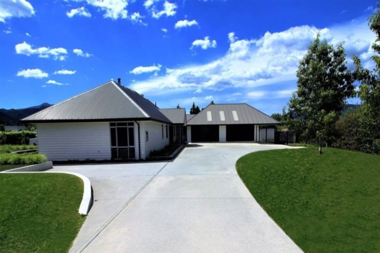 Photo of property in 6 Woodbank Road, Hanmer Springs, 7334
