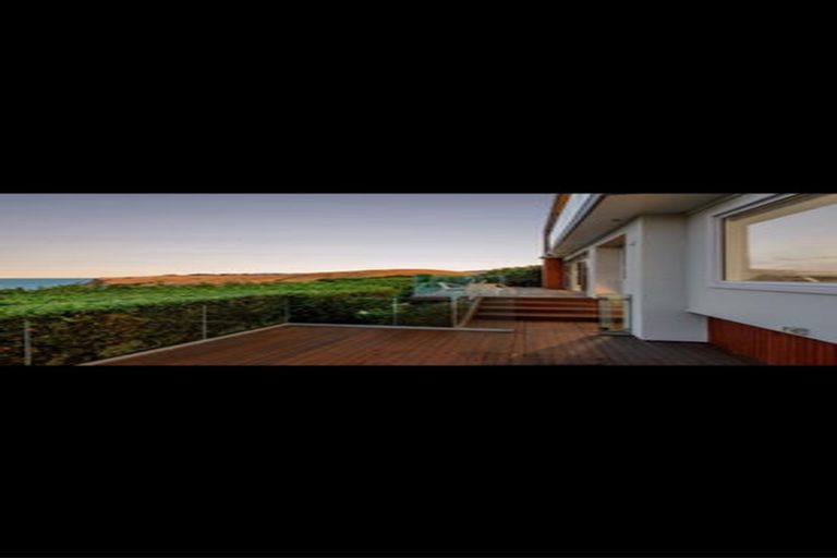 Photo of property in 10 Smugglers Cove, Scarborough, Christchurch, 8081