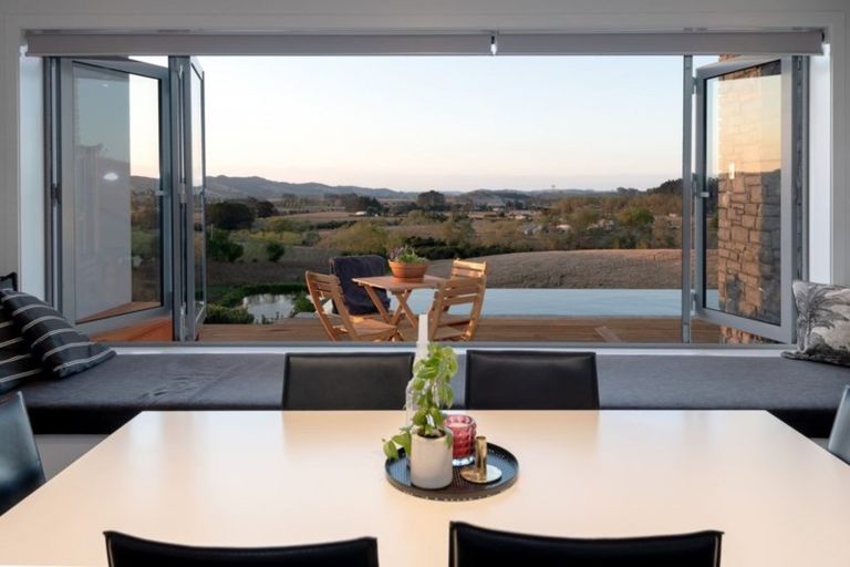 Photo of property in 525 Clevedon Kawakawa Road, Clevedon, 2585