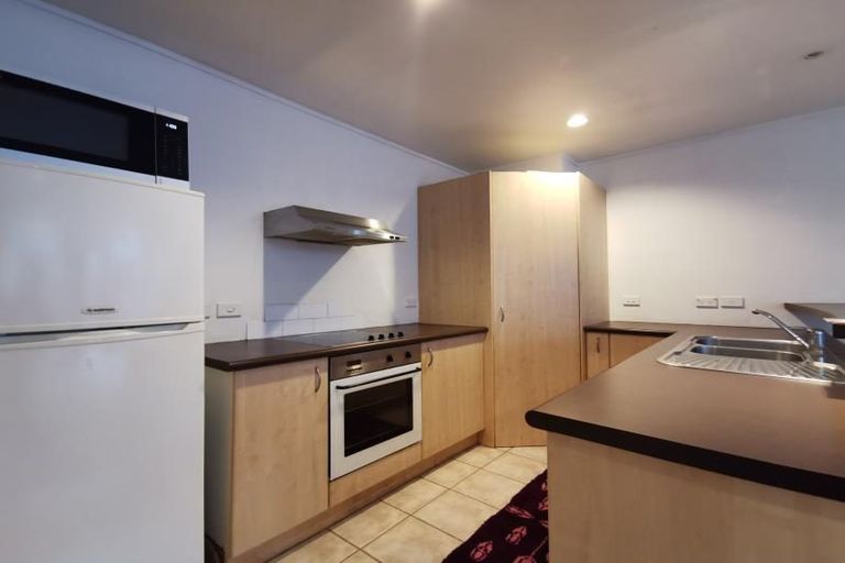 Photo of property in Mendosa Terraces Apartments, 12/9 Ebor Street, Te Aro, Wellington, 6011