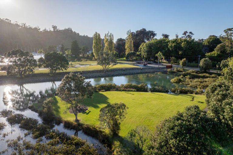 Photo of property in 2 Duck Creek Road, Stillwater, Silverdale, 0993