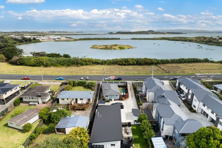 Photo of property in 173a Wallace Road, Mangere Bridge, Auckland, 2022