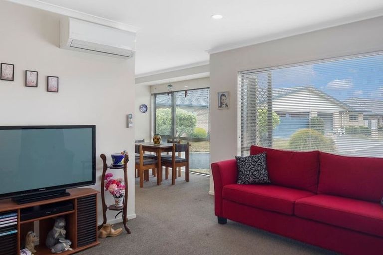 Photo of property in Trackside Villas, 4/91 Mako Mako Road, Levin, 5510