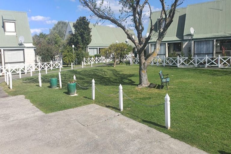 Photo of property in St Lukes Village, 196 Vigor Brown Street, Napier South, Napier, 4110