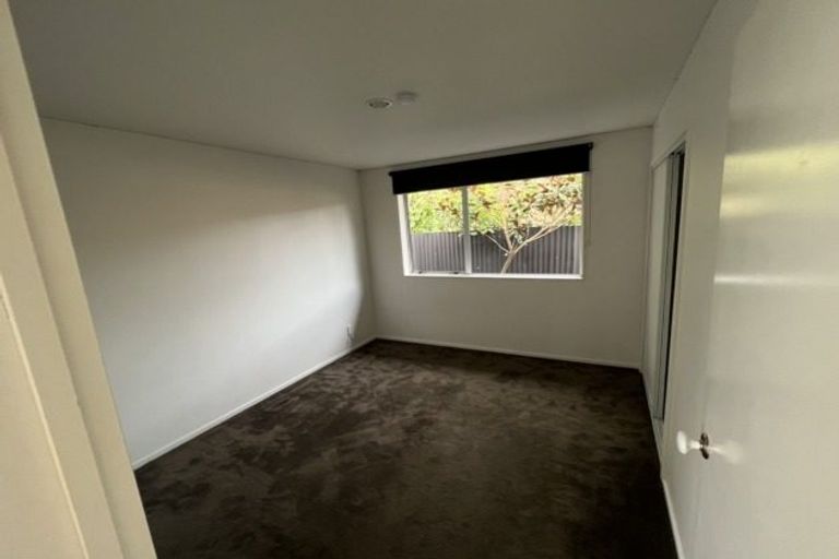 Photo of property in 5 Phoenix Lane, Northcote, Christchurch, 8052