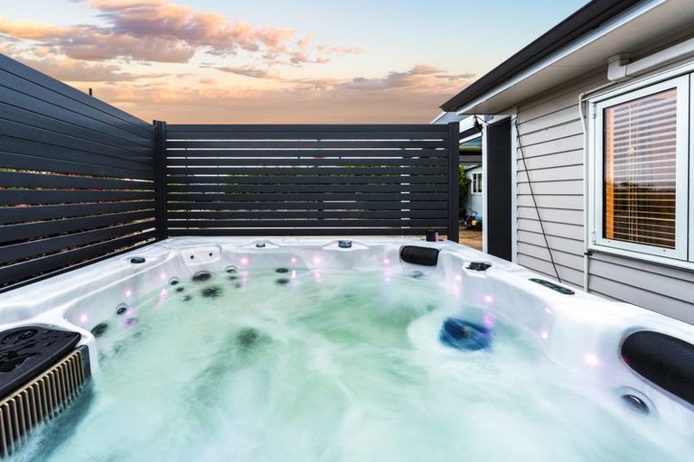 Photo of property in 5 Floyd Road, Riverhead, 0820