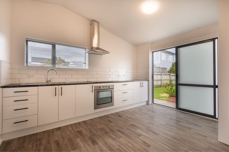 Photo of property in 27 Sladden Street, Naenae, Lower Hutt, 5011