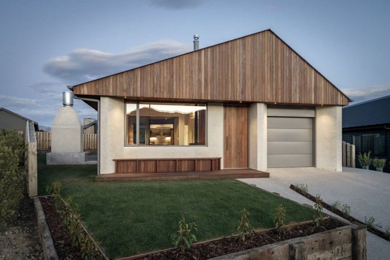 Photo of property in Northlake, 8 Hawkdun Place, Wanaka, 9305
