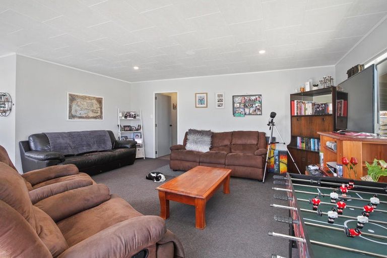 Photo of property in 12a Warriston Avenue, Waiuku, 2123