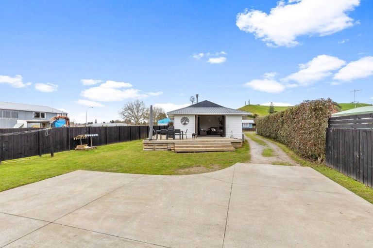 Photo of property in 10 Frances Street, Tirau, 3410